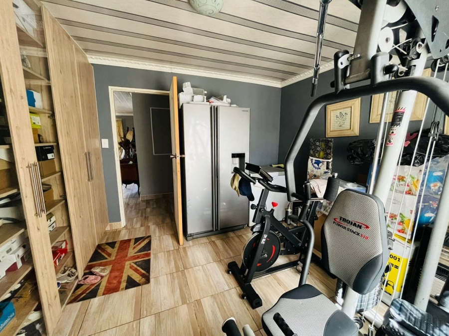 4 Bedroom Property for Sale in Bloemside 3 Free State